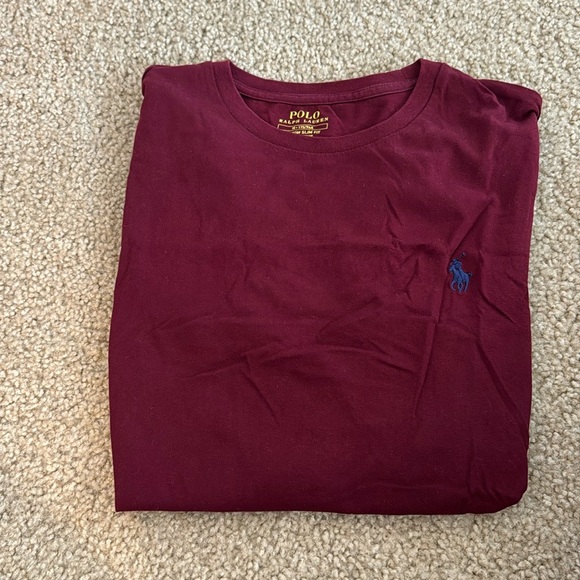 Men polo Tshirt round neck in burgundy - Picture 1 of 1